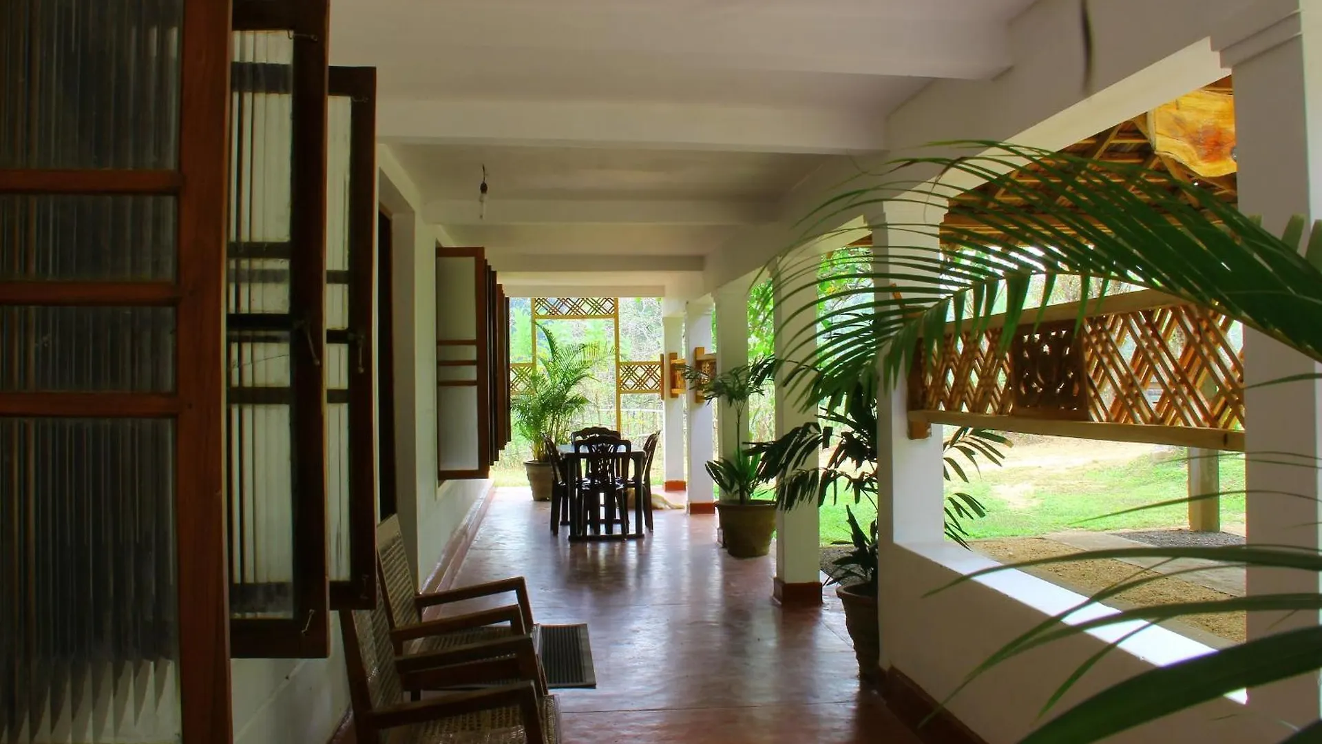 Kandy Little White House Hotel